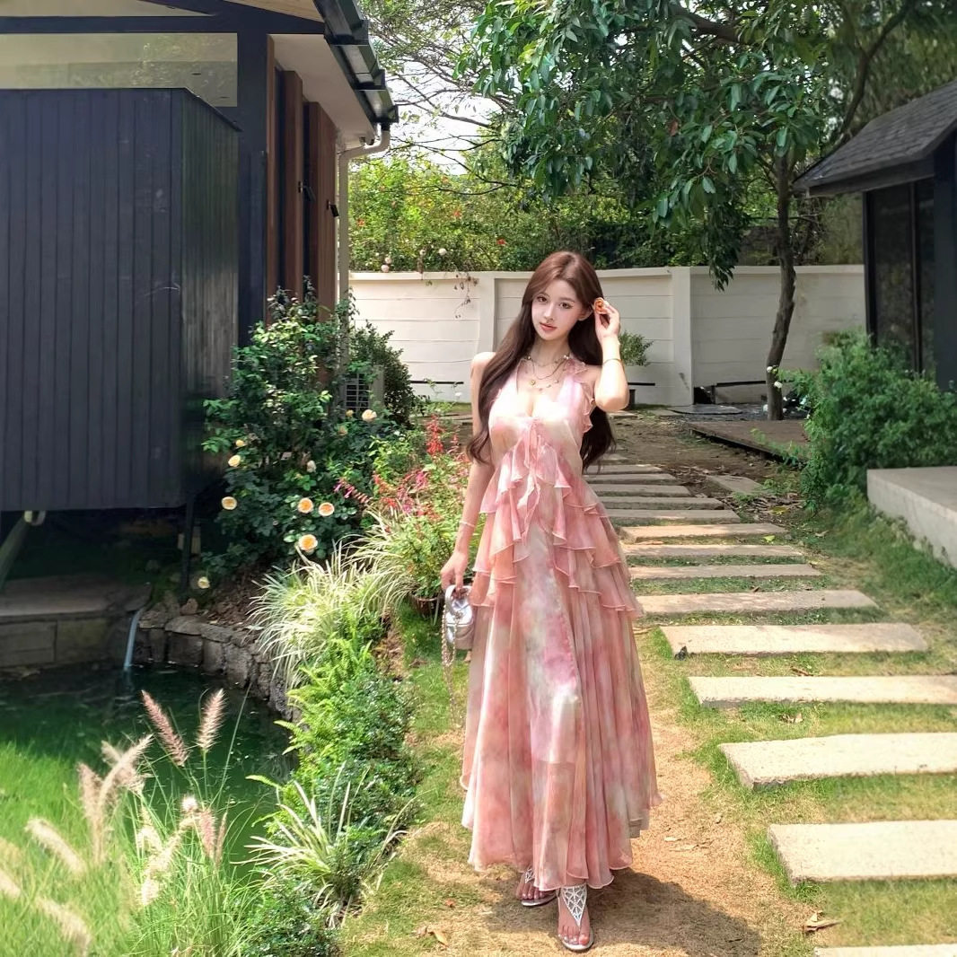 夏季法式碎花收腰显瘦吊带连衣裙
