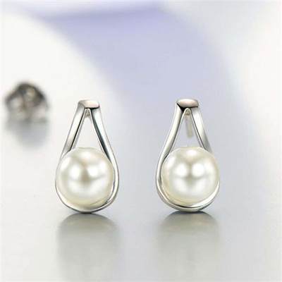 Womens Earrings Temperament Womens Happy Ruyi Earrings