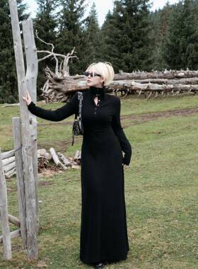 糯米子[匿名者]韩系纽扣黑色连衣裙秋冬季设计感显瘦长袖微胖裙子