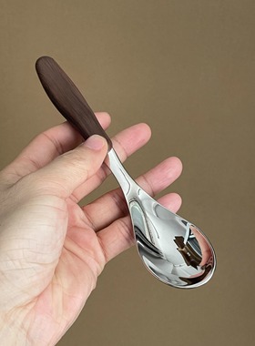 316不锈钢儿童勺子家用木纹手柄餐勺小勺宝宝喂养饭勺甜品勺餐具