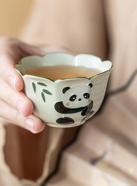 画续草木灰手绘熊猫主人杯葵口八方杯功夫茶具单个陶瓷品茗杯对杯