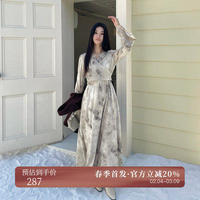 AIRIQI春季新款围裹式连衣裙