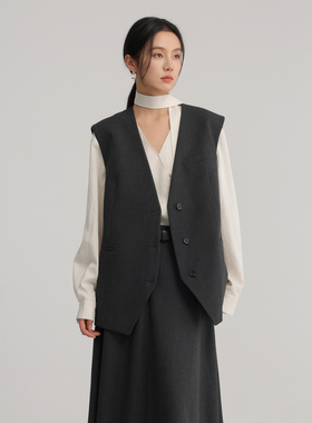 BAIZHUO春季新款通勤风气质V领力量感肩线廓形西装马夹AZ51MJ160