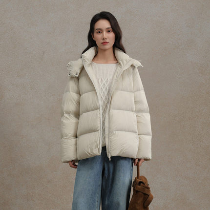 AIRIQI商场同款25冬新款软糯泡芙可拆卸连帽廓形羽绒服AX54YR071