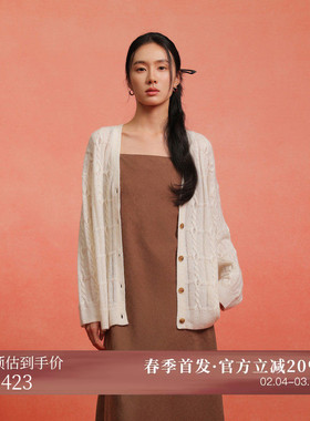 黑标BAIZHUO春季新款休闲简约宽松V领绞花羊毛针织衫女AZ51KS119