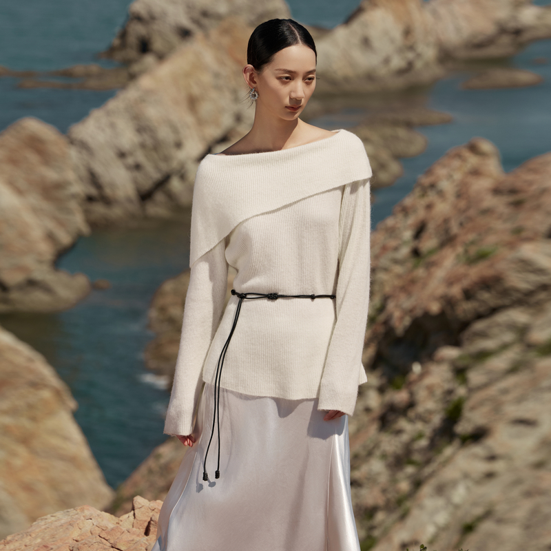 AIRIQI商场同款25秋新款斜肩一字肩百搭修身羊毛针织衫AH53MS258