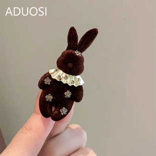 韩国可爱咖色植绒小兔子发夹水钻小花点缀鸭嘴夹侧边刘海夹发卡