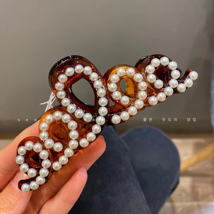 鲨鱼夹韩国高级感发卡外出