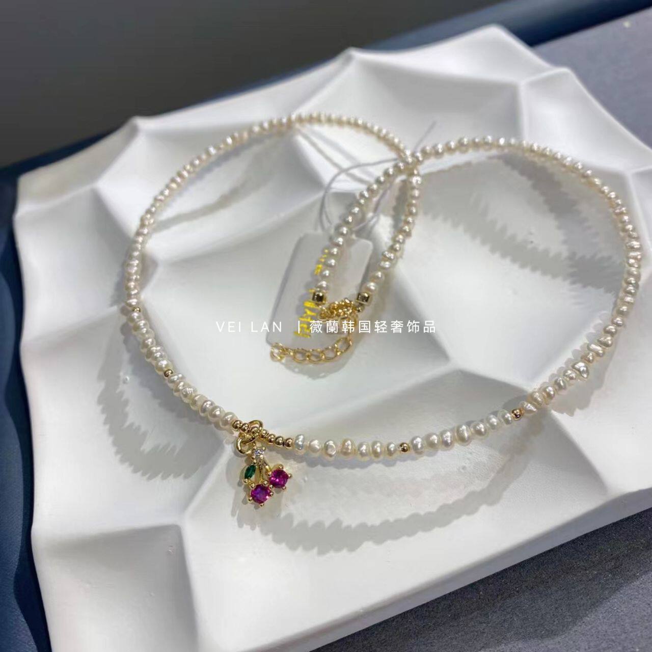 轻奢小众天然淡水珍珠项链韩国迷你异形小米粒颈链女小樱桃锁骨链