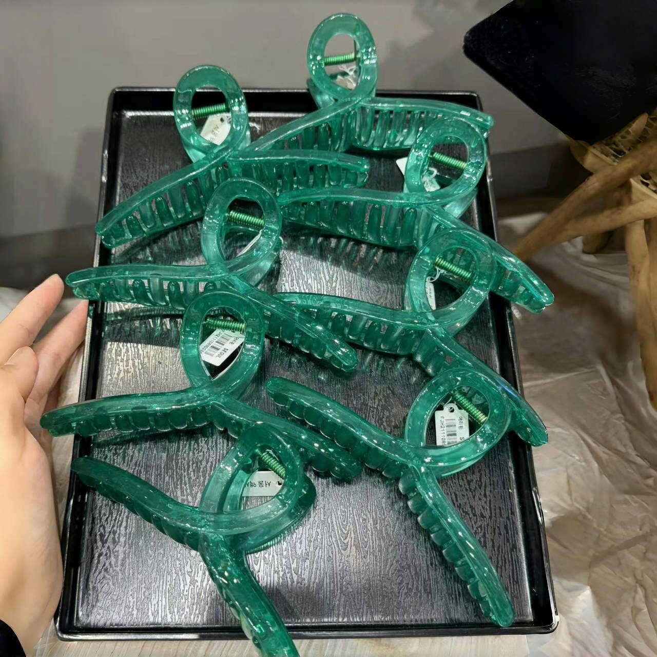 韩国进口绿色鲨鱼夹女高级感发夹发量多大号抓夹后脑勺盘发卡头饰