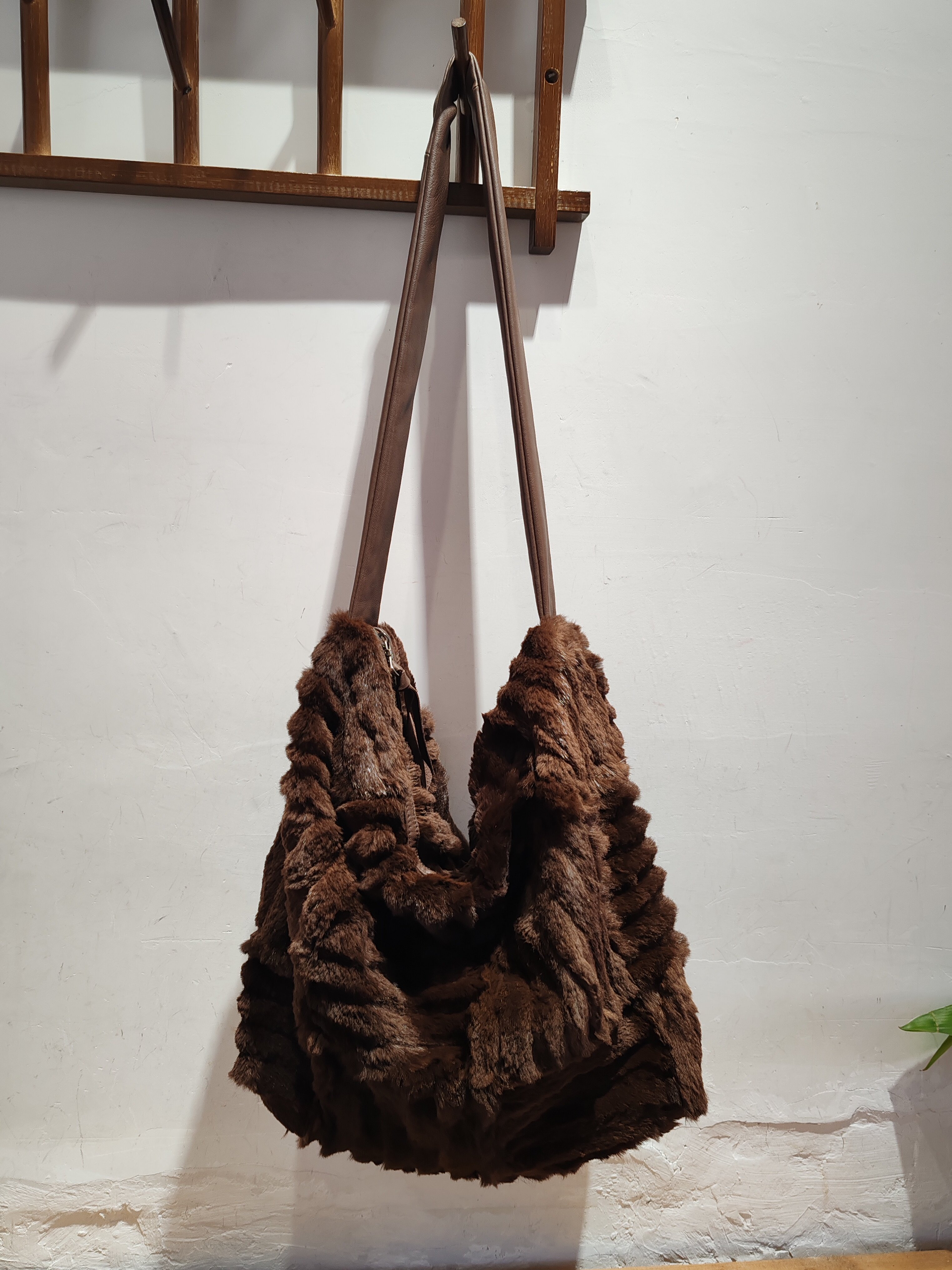 孤品外贸出口水貂绒剪毛羊皮肩带真皮女款单肩手提斜挎托特包