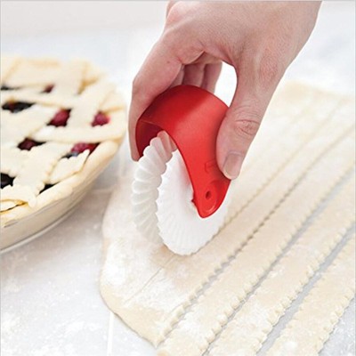 Noodle Maker Lattice Roller Docker Dough Cutter Tool Kitchen
