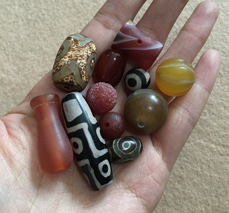 Clearance special price a variety of natural agate beads, be