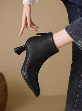 时尚法式荔枝纹牛皮尖头气质手工运动底短靴4.5CM高跟裸靴199