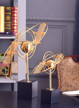 客厅轻奢高级感摆件现代办公室电视柜酒柜金属高档装饰工艺品