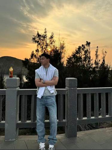 GTAL水洗做旧15高盎司直筒牛仔裤