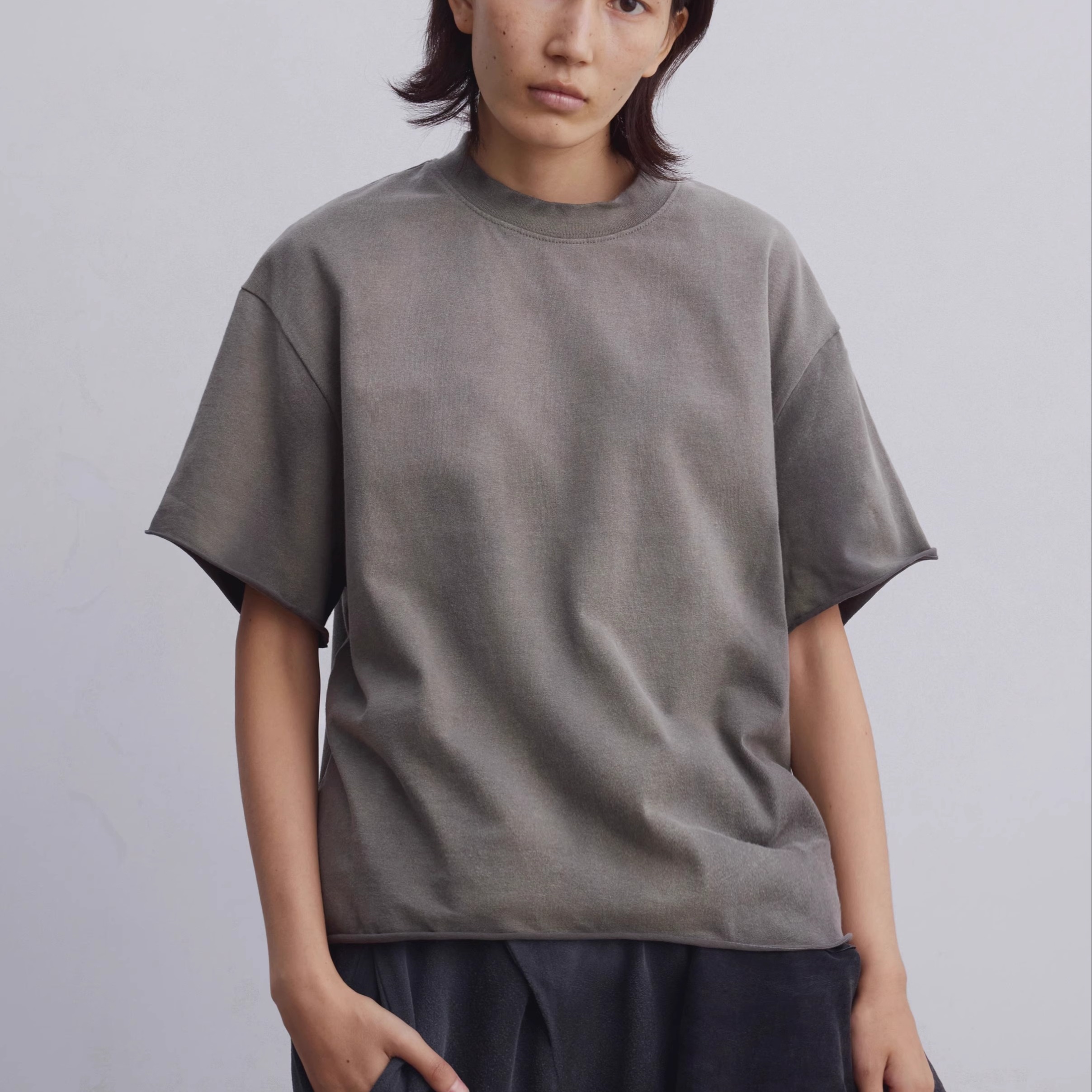 Terrawear 25SS 手工做旧水洗宽松纯棉经典中性短袖T恤 黑/灰两色