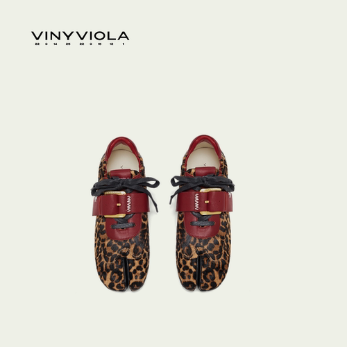 VINYVIOLA维尼维拉26秋冬设计师限定豹纹扣帕分趾德训内增高女鞋