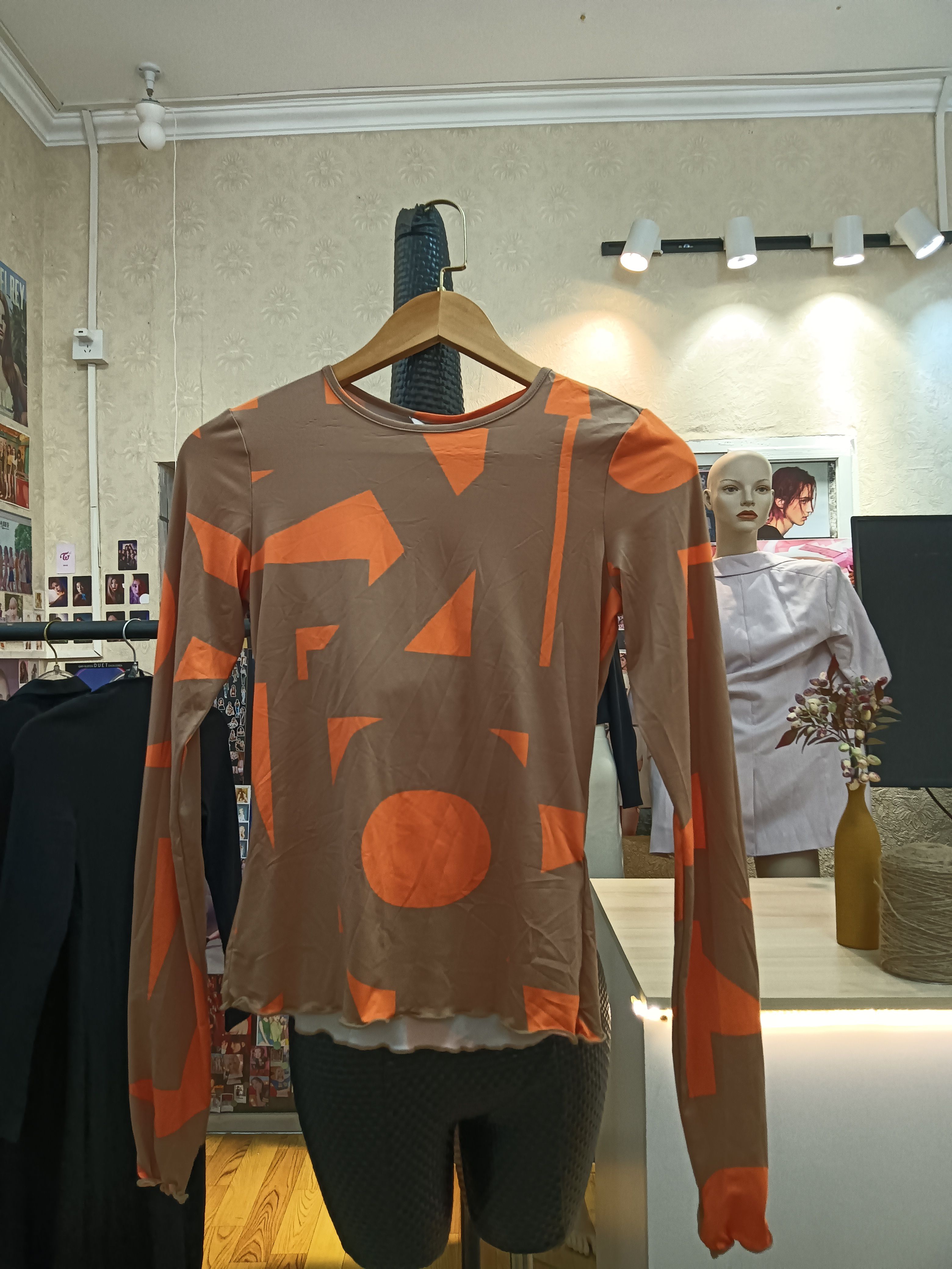 monki橘色不规则图案印花花边下摆长袖上衣商场撤柜品牌