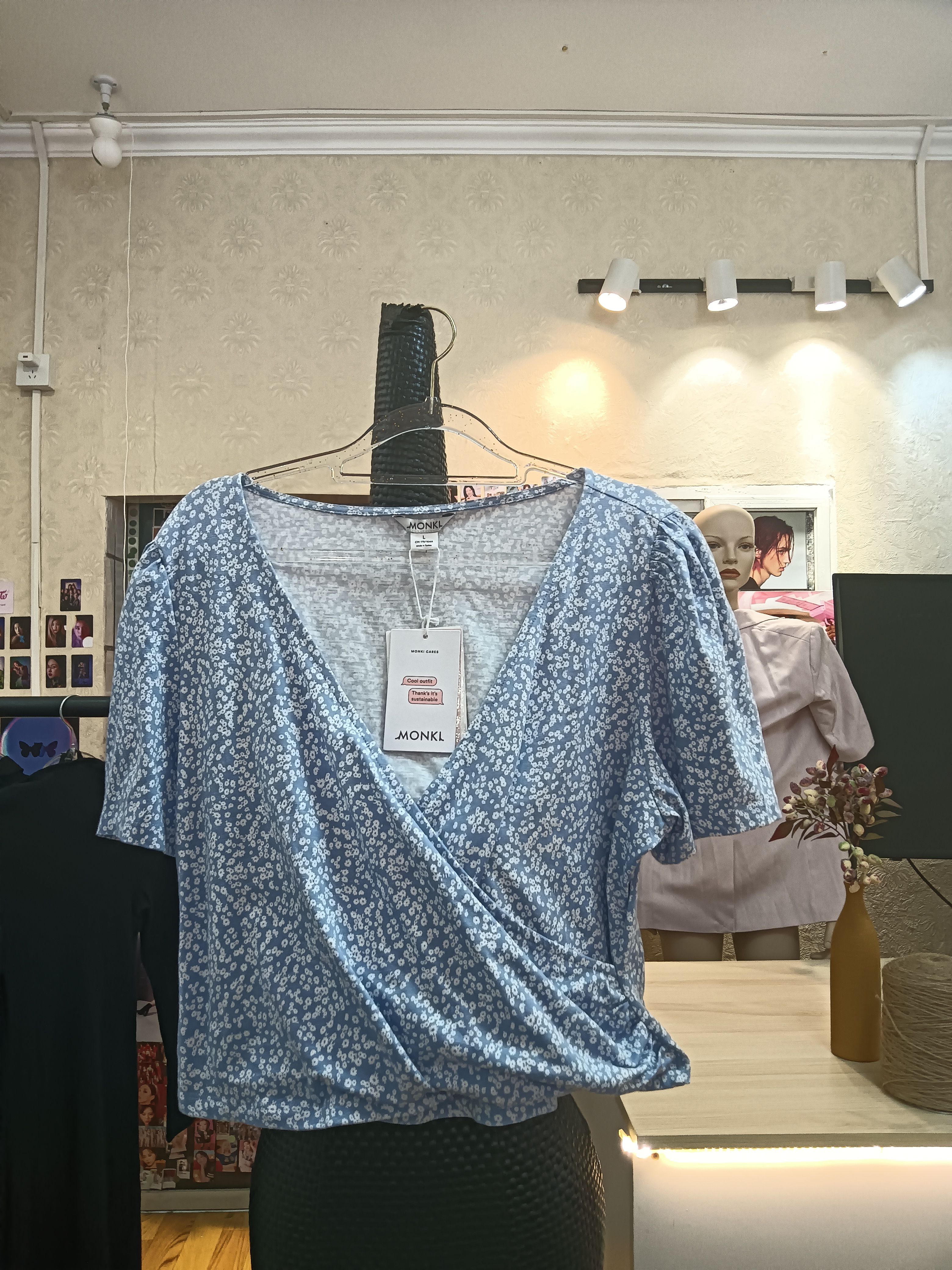 monki蓝色小碎花交叉领纯棉短袖商场撤柜品牌