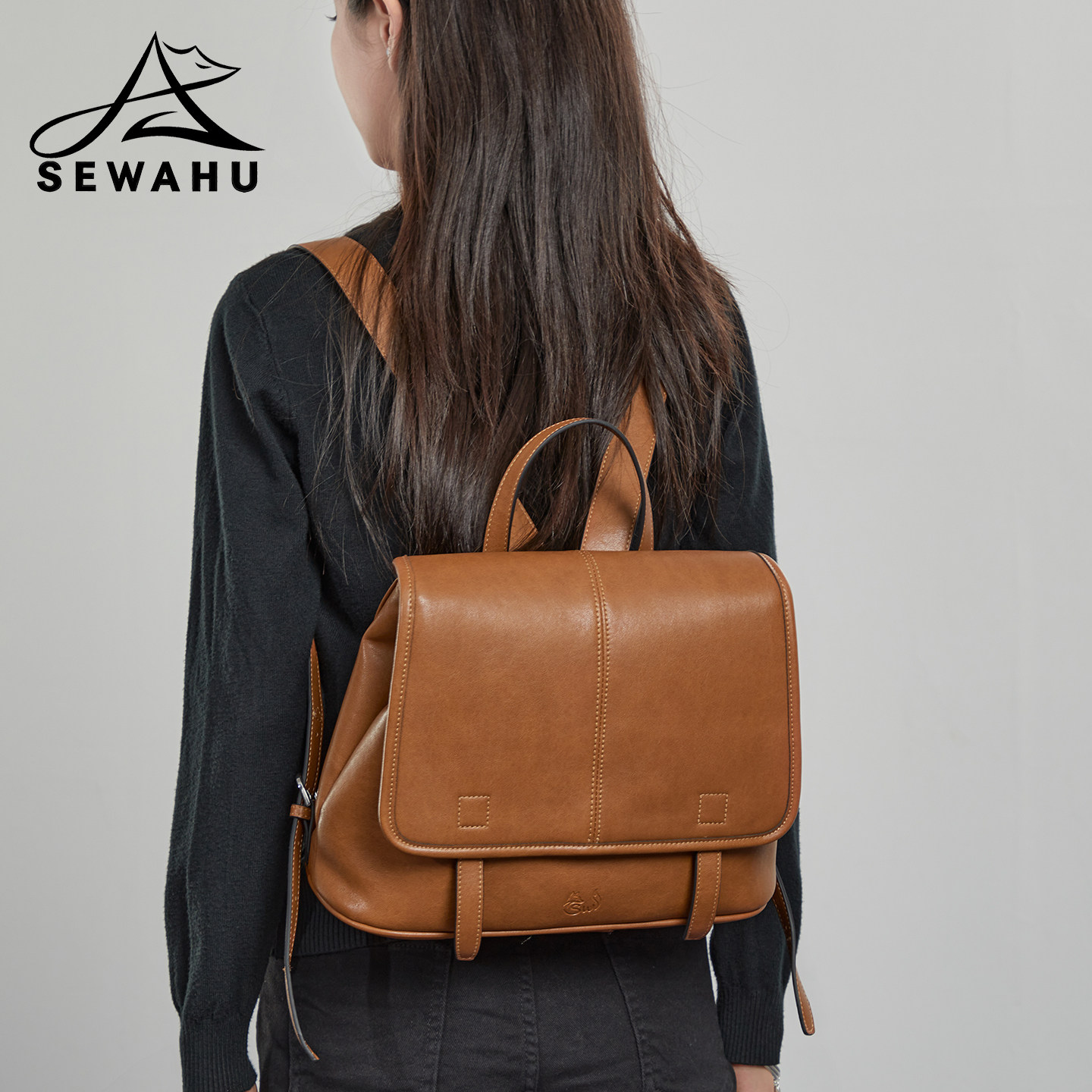 皮质双肩包女2026新款大学生通勤背包高级感小众电脑百搭时尚书包