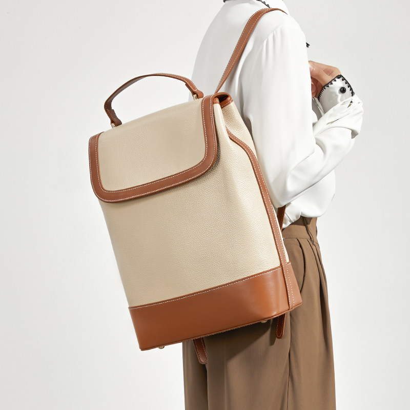 皮质通勤女士双肩包时尚女新款百搭大容量新款高级感电脑背包书包