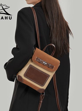 皮质双肩包女2026新款轻便旅游高级感小众日常通勤百搭女士小背包