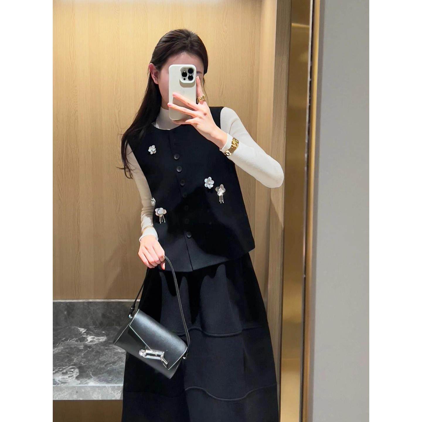 2025秋冬季新款毛呢马甲半身裙套装女超火穿搭一整套巨好看两件套,女装/女士精品,时尚套装,淘宝优惠券,粉丝福利购,淘宝优惠卷