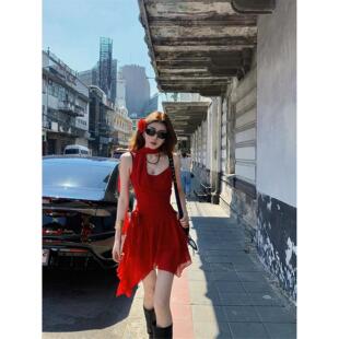 法式不规则红色连衣裙女早春高级感绝美吊带裙初夏独特漂亮小裙子