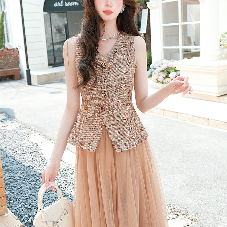 2025年夏季上衣+半裙+腰带无袖