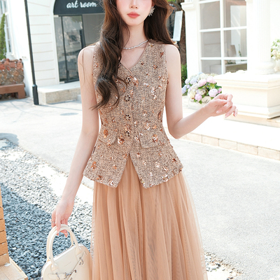 2025年夏季上衣+半裙+腰带无袖