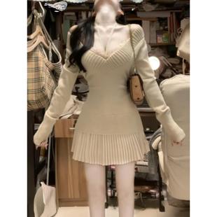 毛衣百褶半身裙两件套 上衣女秋高级感薄款 法式 纯欲辣妹v领针织衫