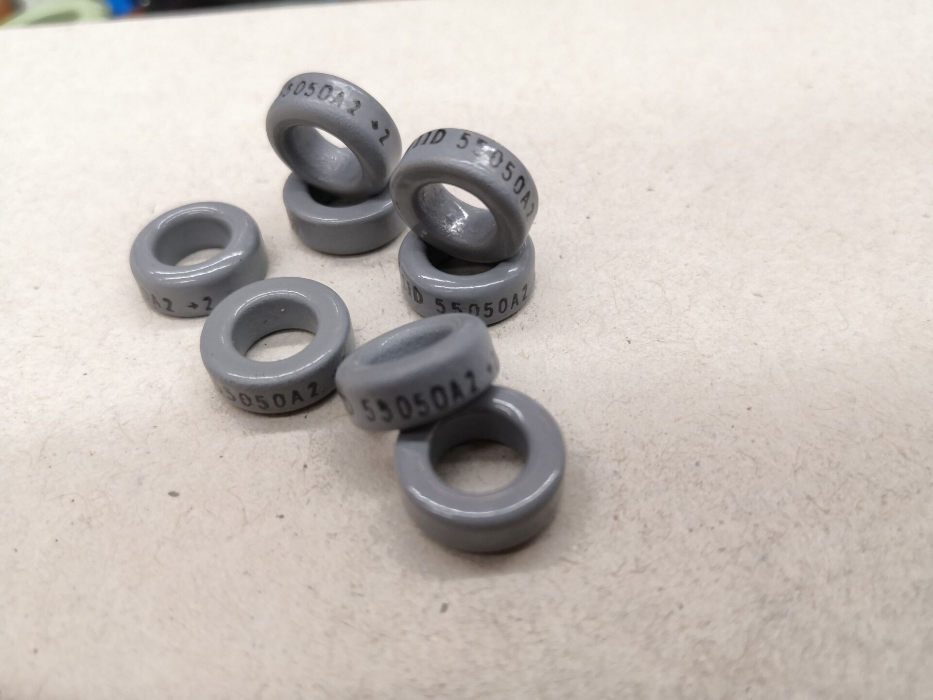 55050A2 MAGNEITCS铁镍钼磁环 体积12.7*7.9*4.75 U值125导磁率56