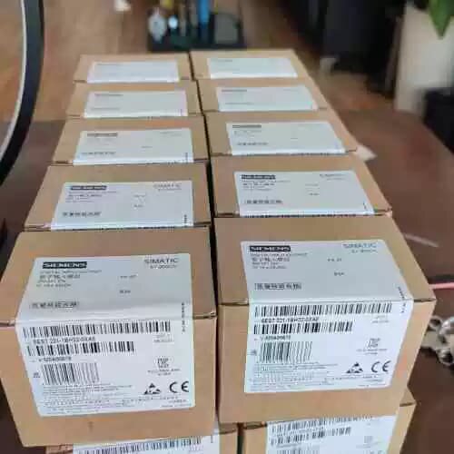 议价6ES7221-1BH22-0XA8 数字输入模組 适配S7-200CN PLC工控模块