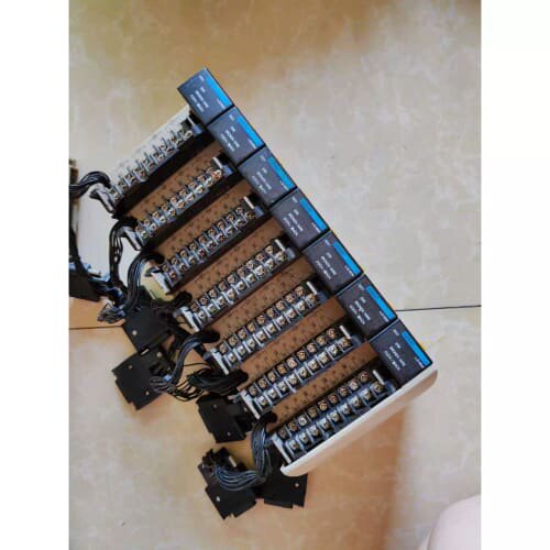 议价CQM1-AD041 欧姆longplc
