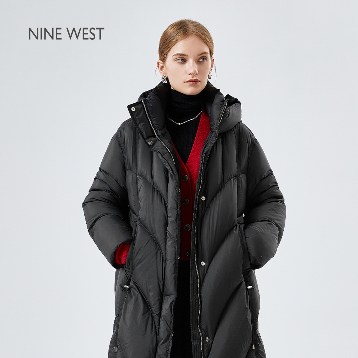 Nine West/玖熙商场同款黑色长款连帽鹅绒羽绒服女廓形保暖外套