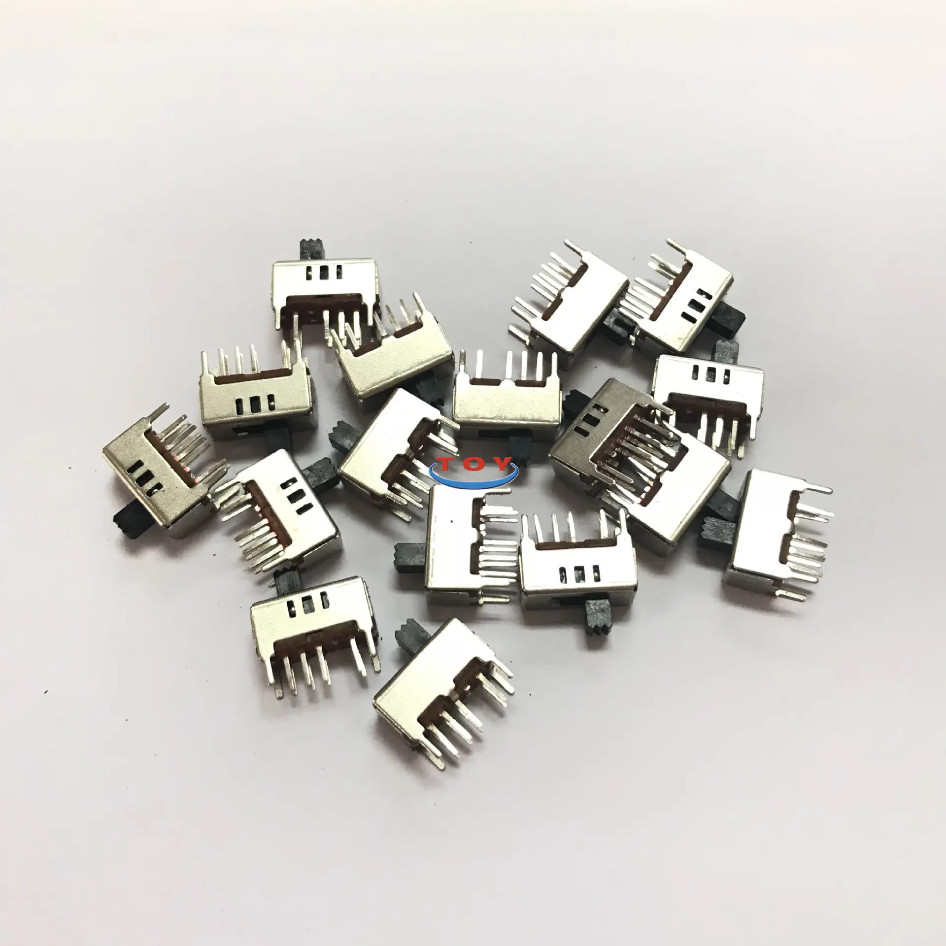 TOY直销3档6针玩具小拨动开关 SS23D04立式电源滑动开关 2P3T开关