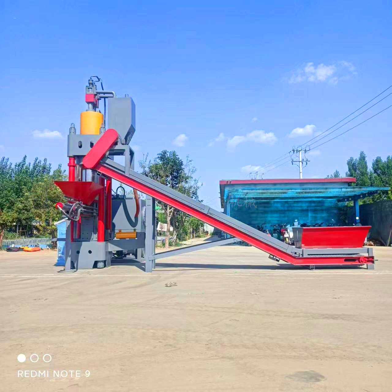 圆柱形压饼机铁矿粉压饼成型机四柱全自动压饼机