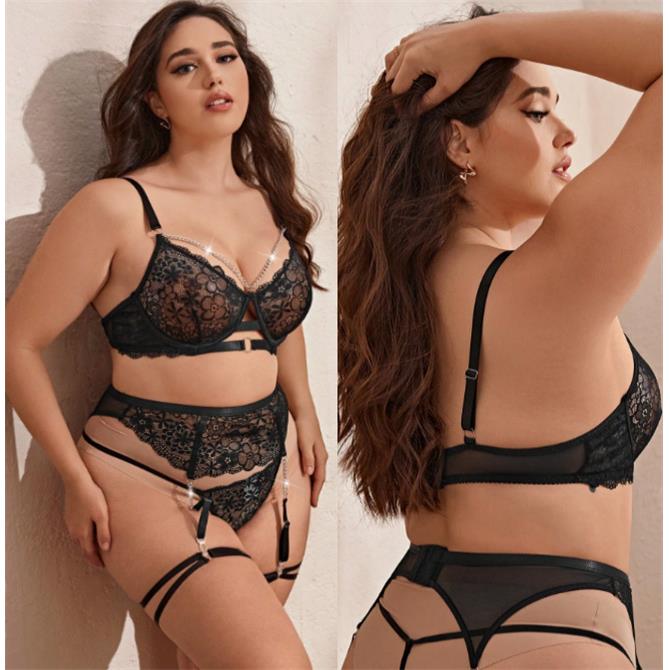 Fat girl plus size sexy lingerie three-point with garter