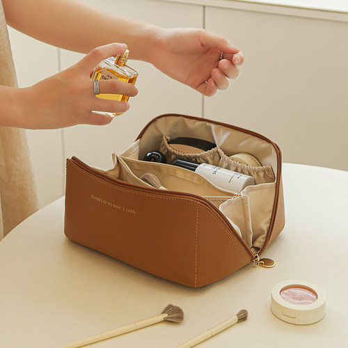 化妆包便携大容量收纳2022新款