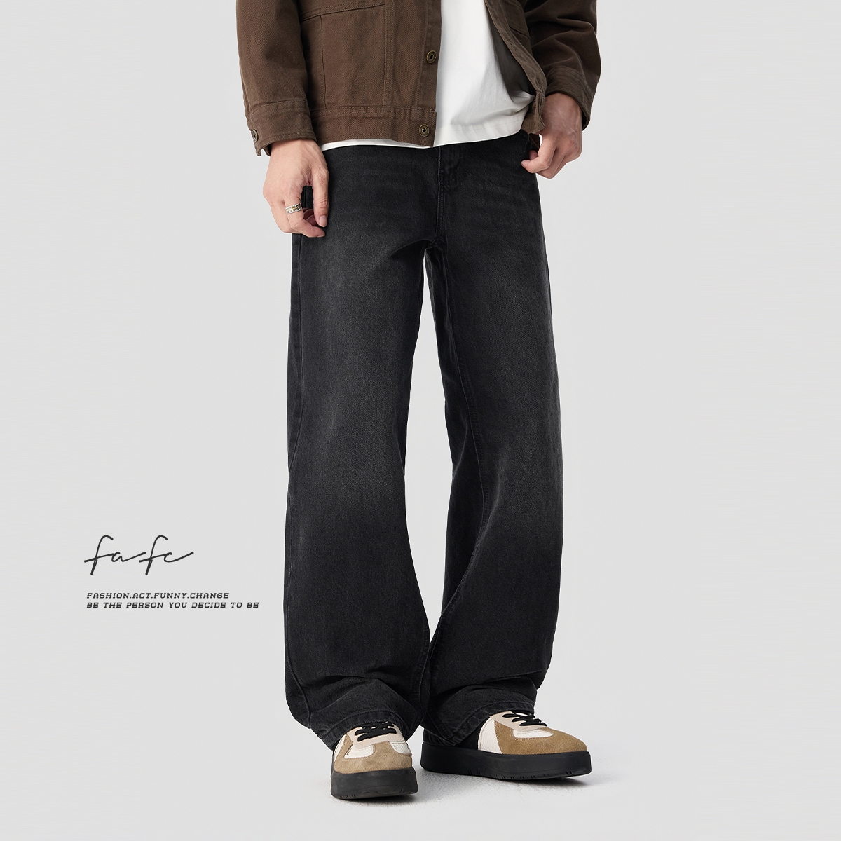 FAFC高街Cleanfit水洗黑牛仔裤