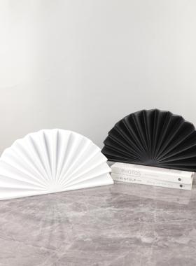 极简树脂扇形艺术桌面装饰摆件