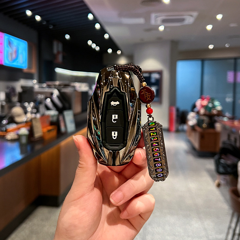 仙罗曼锌合金现代机甲钥匙套夜光