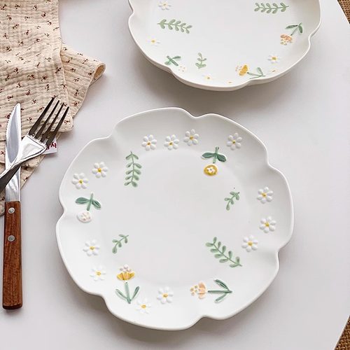 平盘陶瓷花边平盘雏菊浮雕8英寸