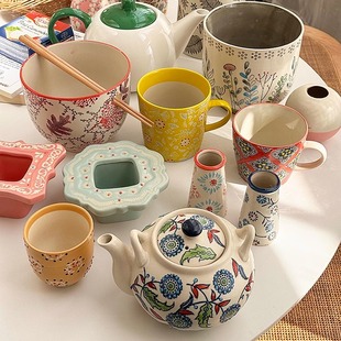 【更新】外贸出口北欧复古田园手绘重工陶瓷餐具茶壶装饰花瓶摆件