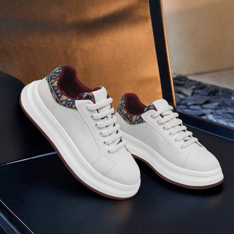 青春潮流厚底板鞋男白色轻质休闲鞋韩版百搭小白鞋