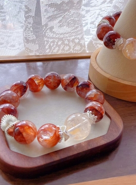 [一叶知秋]红胶花如深秋红枫黄胶花凝成一叶金箔