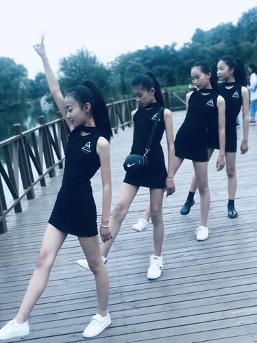 儿童形体礼仪模特走秀训练服少儿东方舞女童上衣形体练习团服