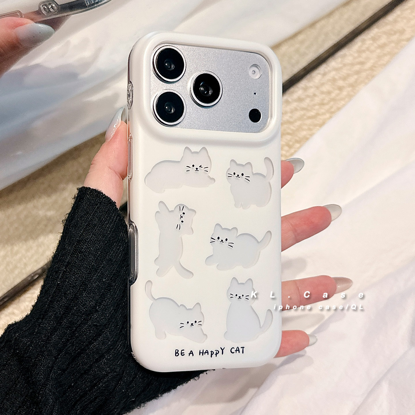可爱镂空小猫咪适用苹果17手机壳iPhone18promax新款18pro防摔16保护套15pro全包16pm小众高级感简约软硅胶女