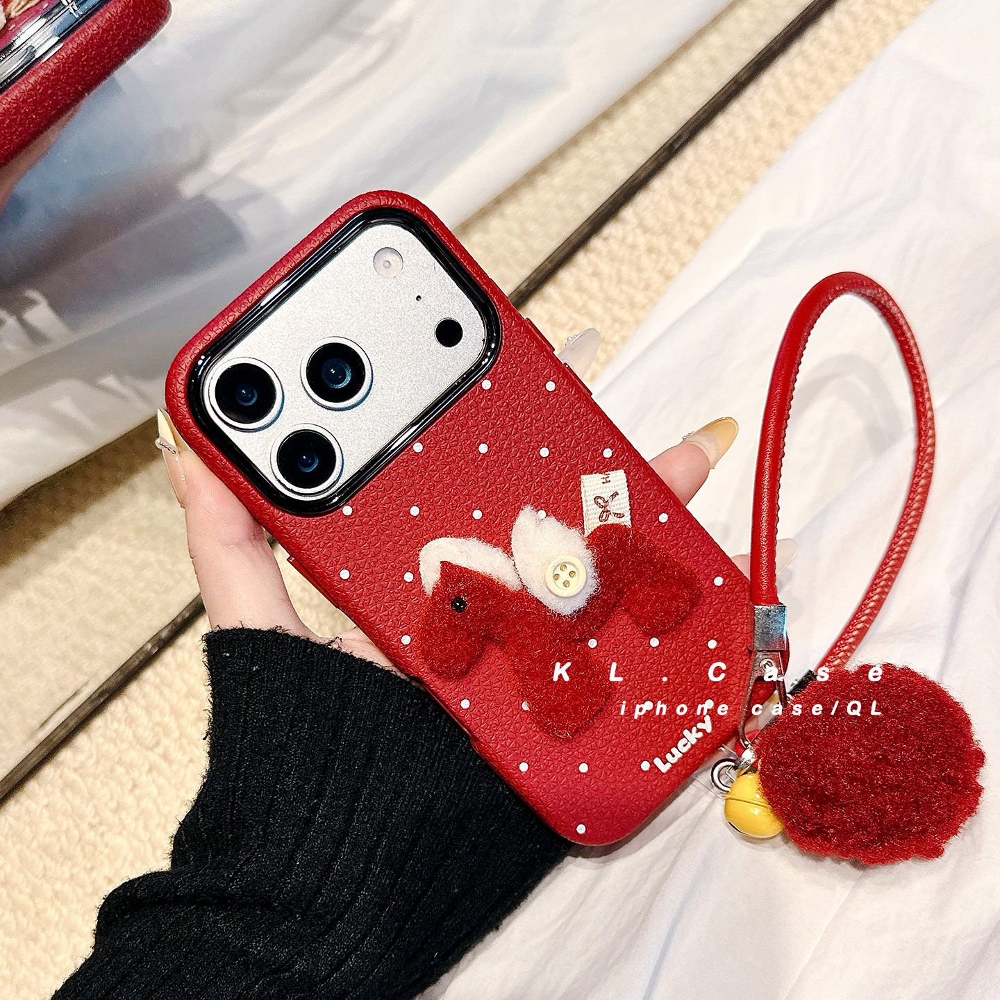 简约波点立体毛绒小马适用苹果17手机壳iPhone17promax新款16防摔保护套15硅胶14全包13小众高级感红色马年女,3C数码配件,手机保护套/壳,淘宝优惠券,粉丝福利购,淘宝优惠卷